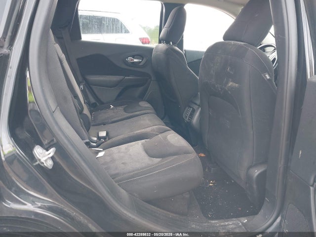 1C4PJMAB8GW290174 Jeep 2016