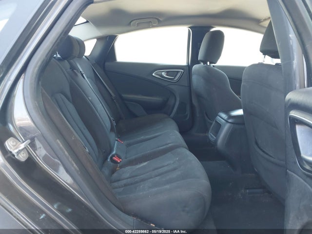 Chrysler 200 Limited 2015 1C3CCCAB8FN740885 Image 8
