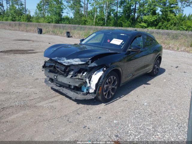 3FMTK3SU3PMB05269 Ford Mustang Mach-e Premium