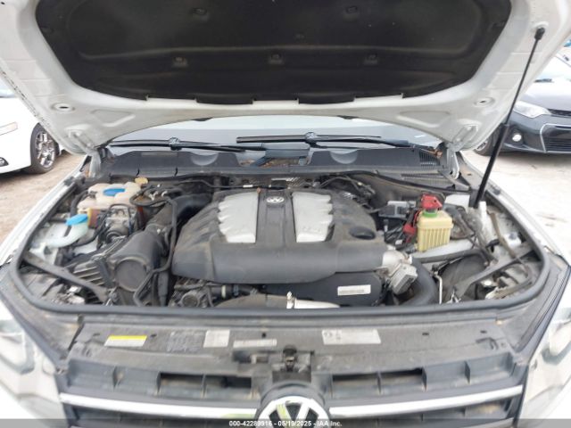 2012 VOLKSWAGEN TOUAREG WVGEK9BPXCD006816 Photo 9
