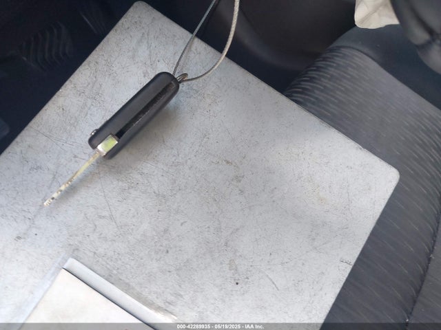 Nissan ROGUE S 2017 JN8AT2MT0HW388730 Image 11