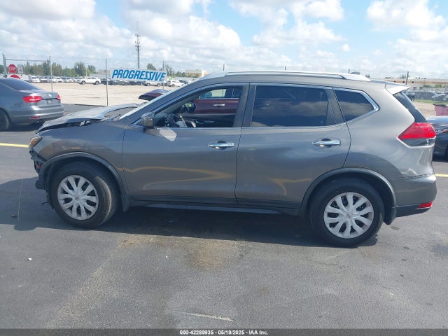 Nissan ROGUE S 2017 JN8AT2MT0HW388730 Image 15