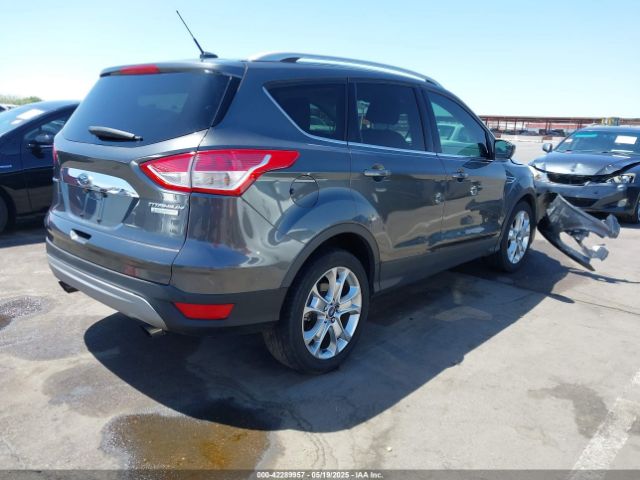 1FMCU0J92GUA99501 Ford Escape Titanium