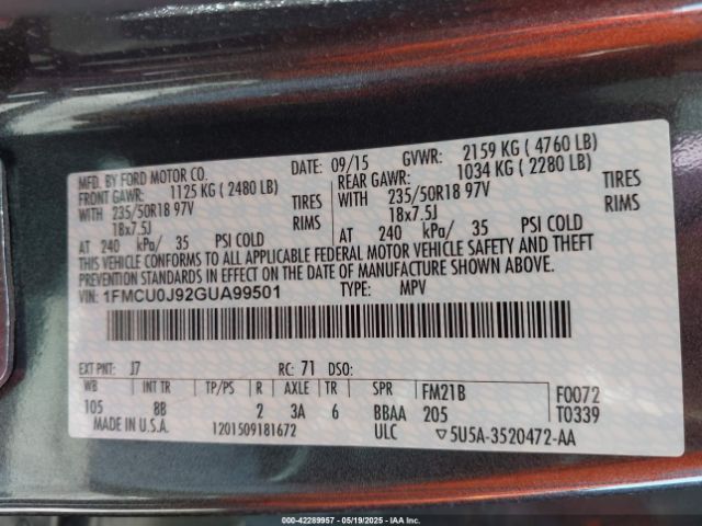 1FMCU0J92GUA99501 Ford Escape Titanium