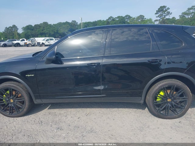 Porsche Cayenne E-hybrid S 2016 WP1AE2A27GLA59572 Image 14
