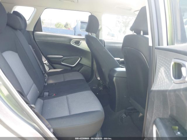 KNDJ23AU6M7785168 KIA SOUL LX