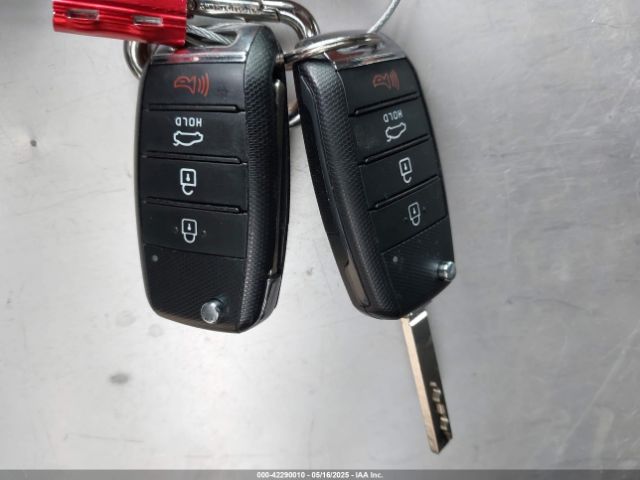 2020 KIA OPTIMA 5XXGT4L3XLG422203 Photo 10