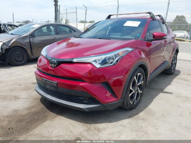 JTNKHMBX9K1046003 Toyota C-HR XLE