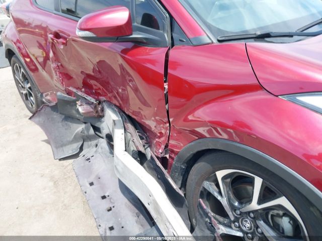 JTNKHMBX9K1046003 Toyota C-HR XLE