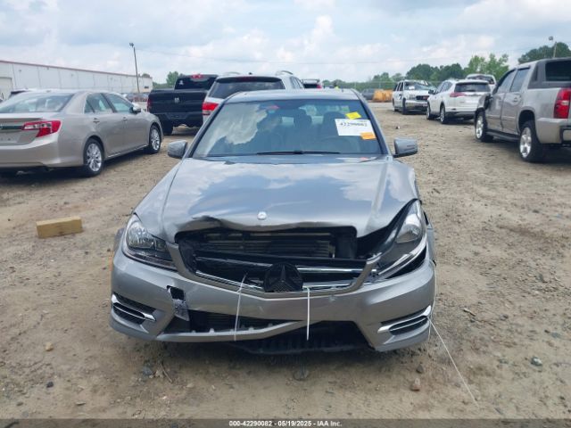 WDDGF4HB6EA942040 Mercedes-Benz C 250 Luxury/sport