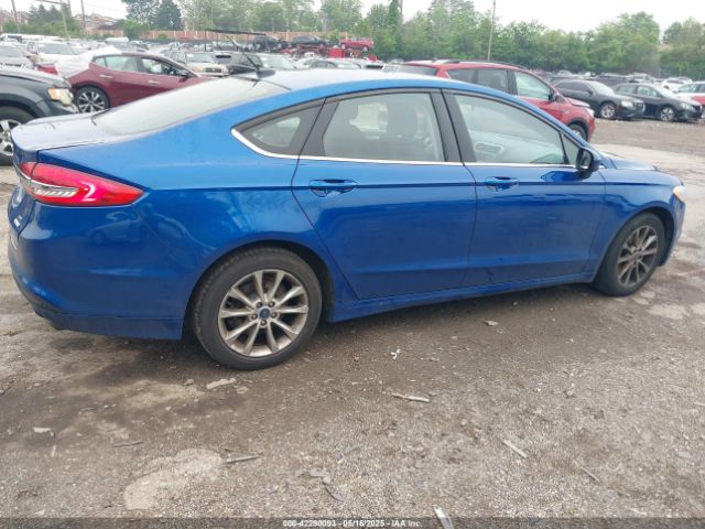 3FA6P0HD7HR169656 Ford FUSION SE