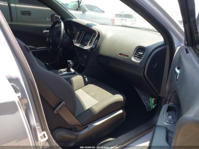 2021 DODGE CHARGER 2C3CDXGJ3MH591858 Photo 4