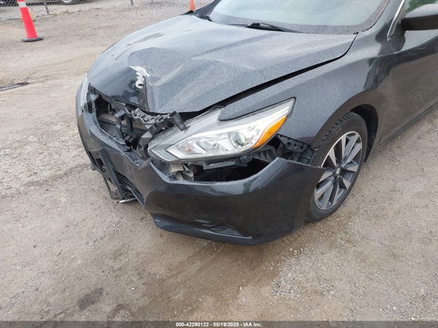 1N4AL3APXHC113611 Nissan 2017