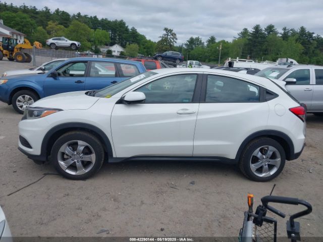 3CZRU6H38NM763153 Honda Hr-v Awd Lx