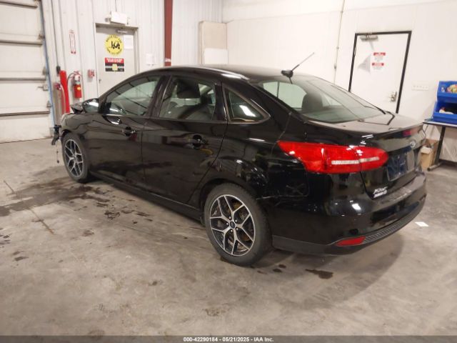 2017 FORD FOCUS 1FADP3H25HL245039 Photo 2