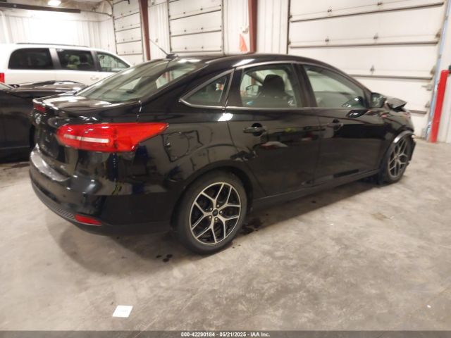 2017 FORD FOCUS 1FADP3H25HL245039 Photo 3