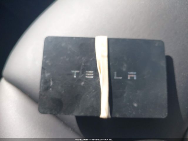 5YJ3E1EB9JF086703 Tesla Model 3 Long Range/performance