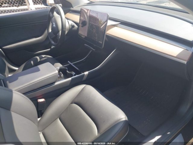 5YJ3E1EB9JF086703 Tesla Model 3 Long Range/performance