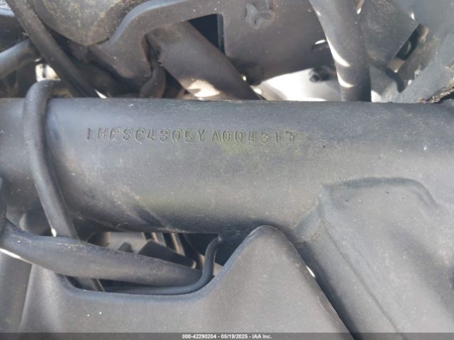 2000 HONDA VT1100 1HFSC4305YA004317 Photo 9