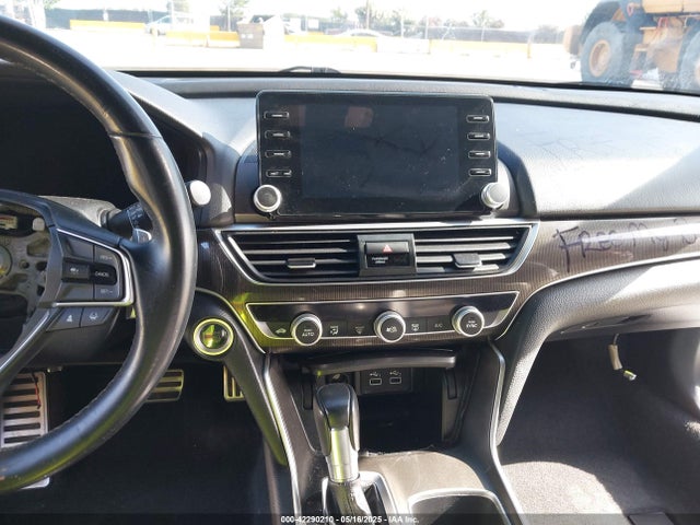 1HGCV1F38NA049472 Honda l15be