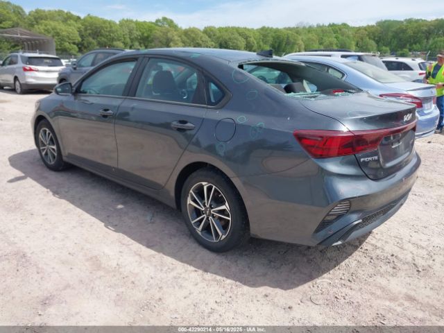 3KPF24AD5PE518541 KIA Forte Lxs