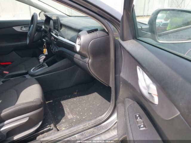 3KPF24AD5PE518541 KIA Forte Lxs
