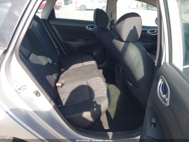 3N1AB7AP9KY407779 Nissan SENTRA SV