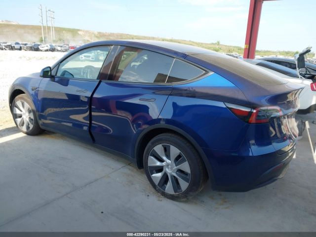 7SAYGAEE2NF364733 Tesla Model Y Long Range Dual Motor All-wheel Drive
