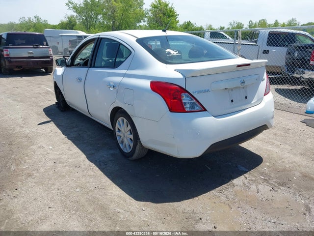 3N1CN7APXJL885995 Nissan Versa 1.6 Sv