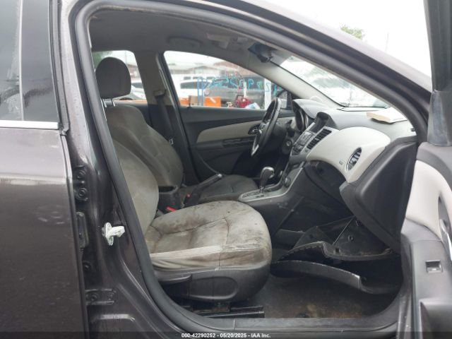1G1PC5SBXE7336621 Chevrolet Cruze 1lt Auto