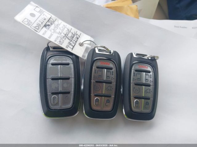 2020 CHRYSLER PACIFICA HYBRID 2C4RC1N77LR112167 Photo 10