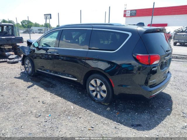 2020 CHRYSLER PACIFICA HYBRID 2C4RC1N77LR112167 Photo 2