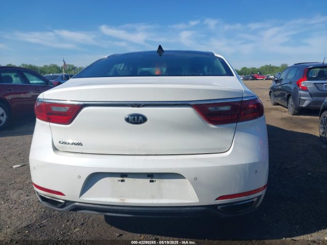 KNALC4J19H5091784 KIA Cadenza Technology