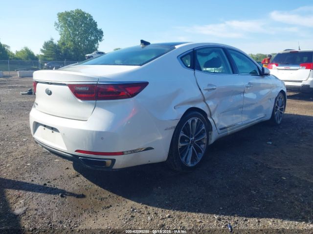 KNALC4J19H5091784 KIA Cadenza Technology