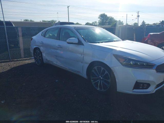 KNALC4J19H5091784 KIA Cadenza Technology
