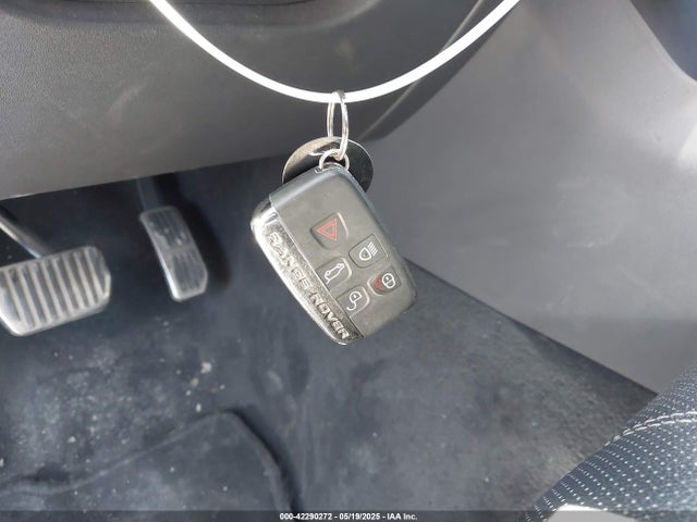 SALYL2RX5JA770768 Land Rover Range Rover Velar P250 Se R-dynamic