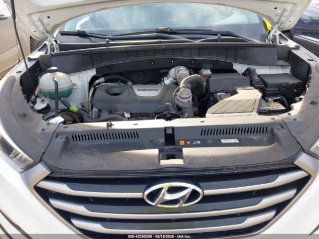 KM8J33A20JU769665 Hyundai Tucson Value