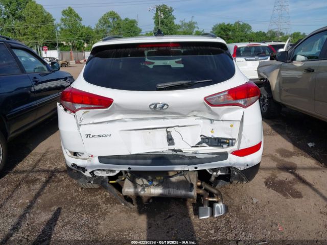 KM8J33A20JU769665 Hyundai Tucson Value