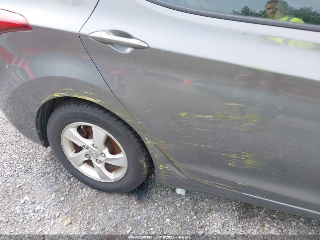 5NPDH4AE2EH510470 Hyundai ELANTRA SE