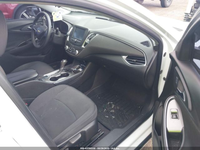 2017 CHEVROLET MALIBU 1G1ZE5ST9HF175815 Photo 4