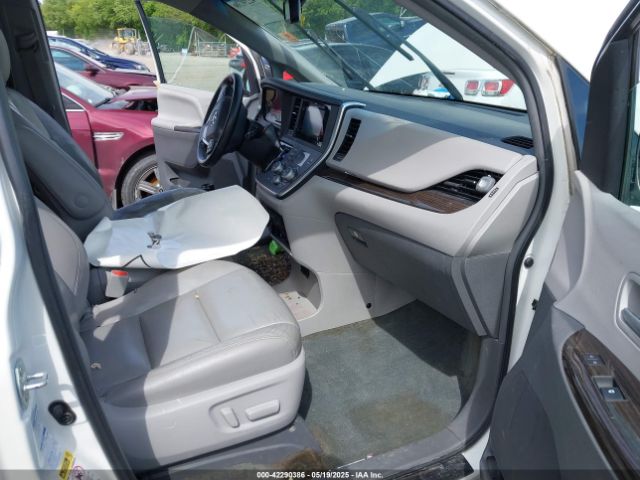 2015 TOYOTA SIENNA 5TDDK3DC9FS119513 Photo 4