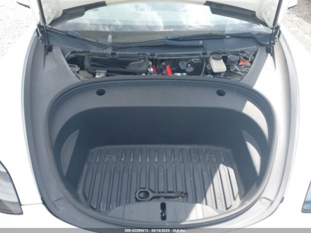 5YJ3E1EB4NF165427 Tesla Model 3 Long Range Dual Motor All-wheel Drive