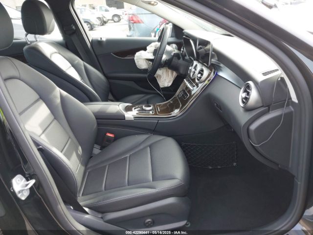 WDDWF8DB5LR539187 Mercedes-Benz C 300