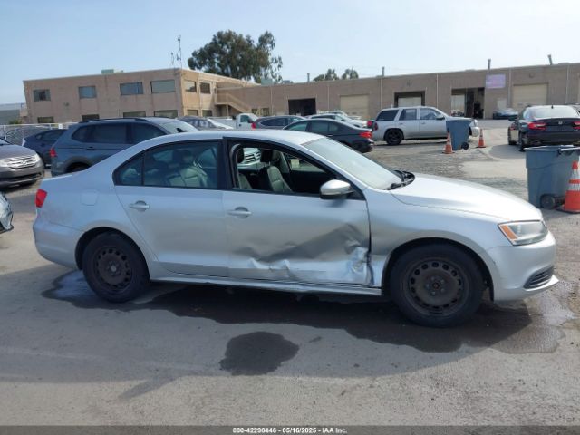 3VWD17AJ8EM396310 Volkswagen Jetta 1.8t Se