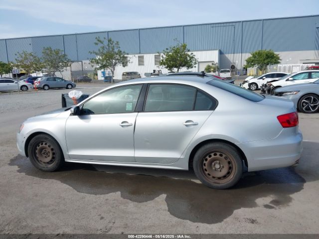 3VWD17AJ8EM396310 Volkswagen Jetta 1.8t Se