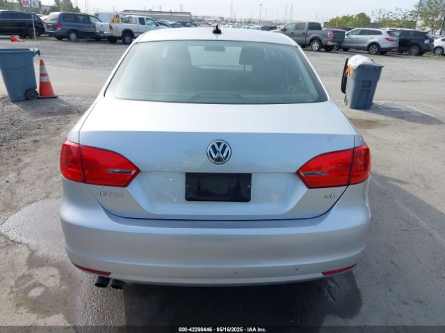 3VWD17AJ8EM396310 Volkswagen Jetta 1.8t Se