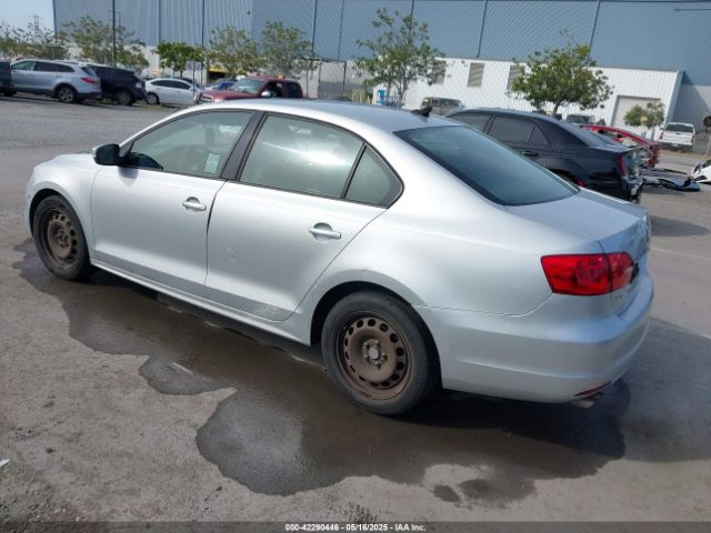 3VWD17AJ8EM396310 Volkswagen Jetta 1.8t Se