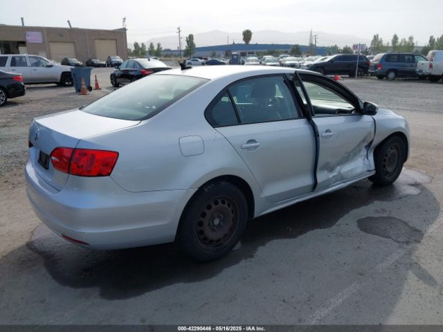 3VWD17AJ8EM396310 Volkswagen Jetta 1.8t Se