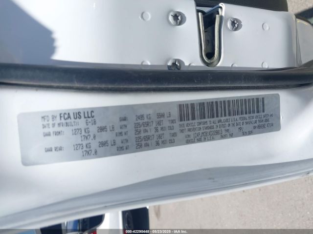2019 JEEP CHEROKEE 1C4PJMCB1KD228813 Photo 8