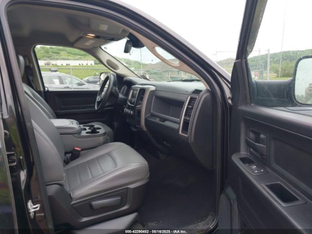 2015 RAM 1500 1C6RR7FG8FS695617 Photo 4